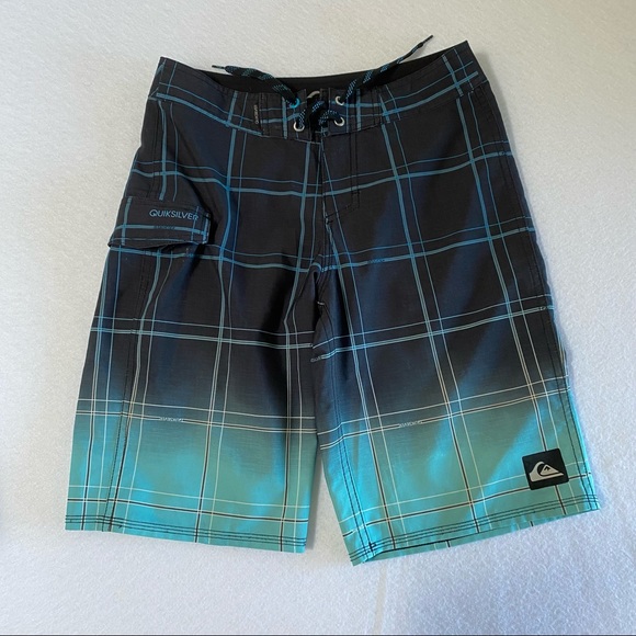 Quiksilver Boys Boardshorts - Picture 1 of 9
